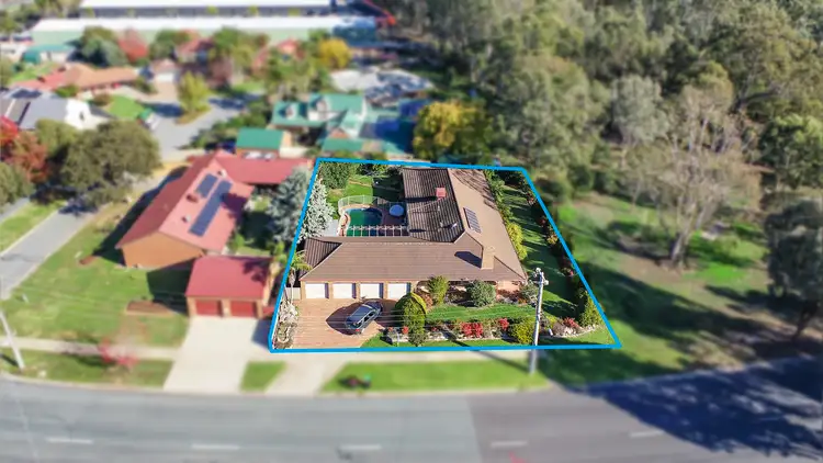Second view of Homely house listing, 8 Gordon Drive, Kialla VIC 3631