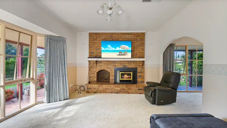 Sixth view of Homely house listing, 8 Gordon Drive, Kialla VIC 3631