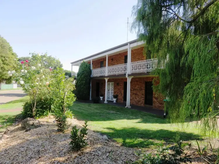 2 Bell Street, Muswellbrook NSW 2333