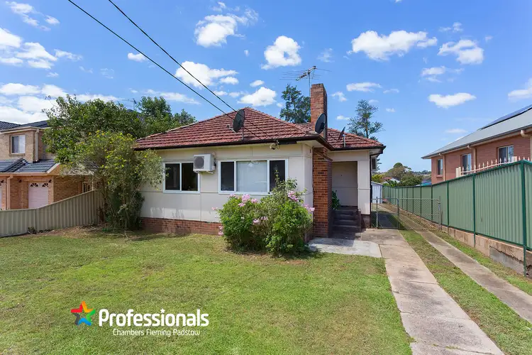 7 Ashmead Avenue, Revesby NSW 2212