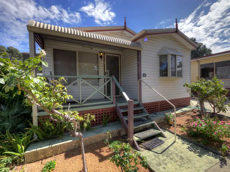 38/351 Hawtin Road, Forrestfield WA 6058