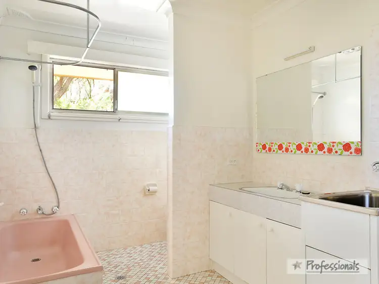 Fourth view of Homely house listing, 16 Roslyn Avenue, Armidale NSW 2350