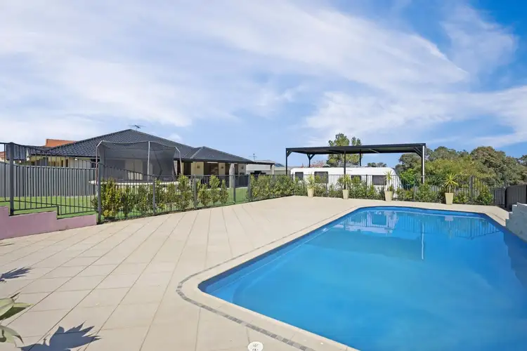 Second view of Homely house listing, 37 Highland Way, Bolwarra Heights NSW 2320