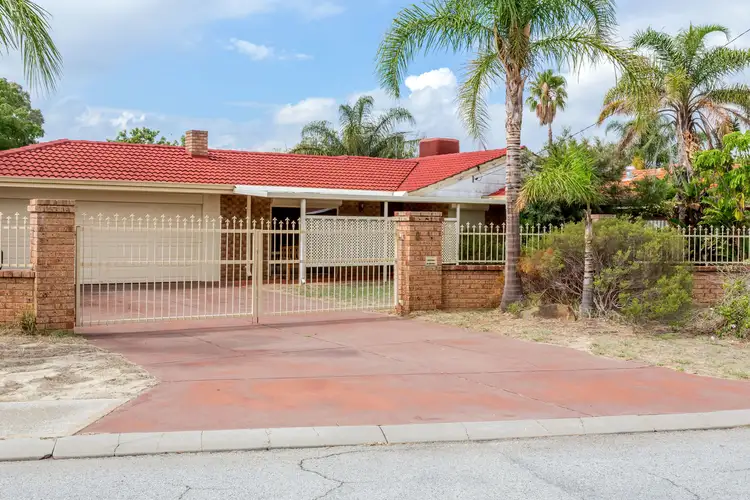 8 Vinca Way, Forrestfield WA 6058