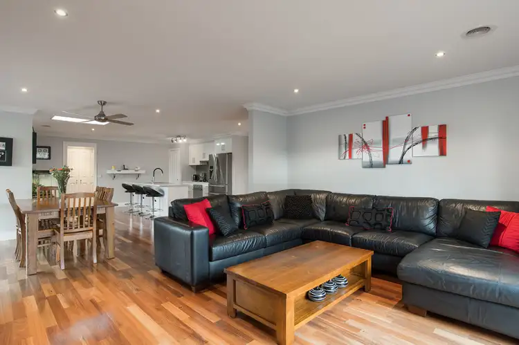 Second view of Homely unit listing, 2a Lansell Road, Mooroolbark VIC 3138