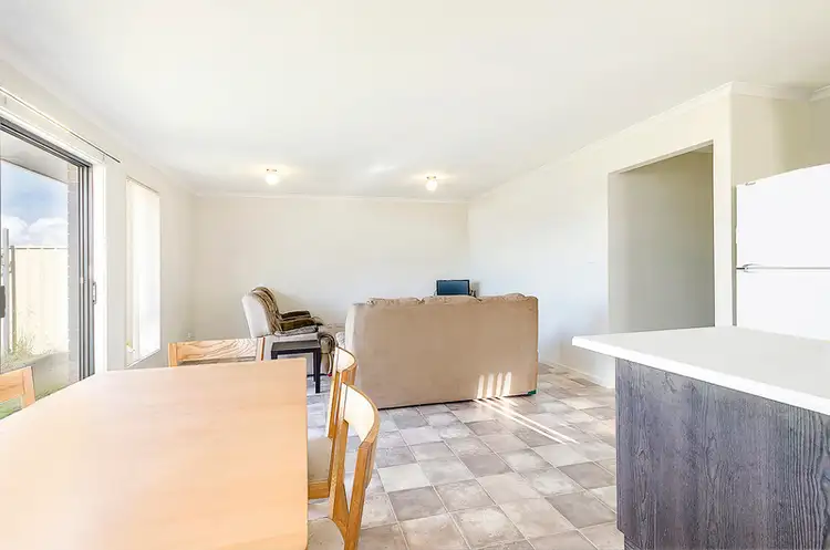 Fifth view of Homely house listing, 8 Rody Court, Munno Para West SA 5115