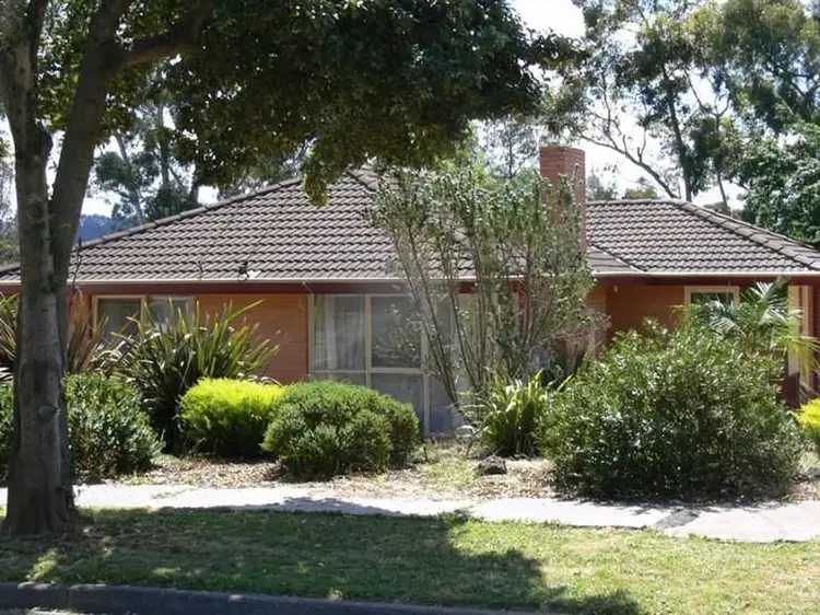 Main view of Homely house listing, 5 Wallace Way, Mooroolbark VIC 3138