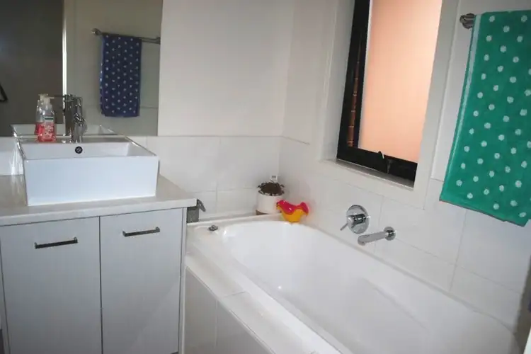 Sixth view of Homely house listing, 2/26 Glenlyon Avenue, Shepparton VIC 3630