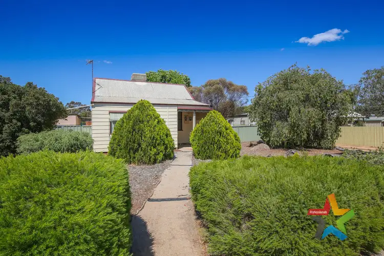 Second view of Homely house listing, 8 Box Street, Merbein VIC 3505