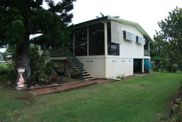 84 Hill Street, Emu Park QLD 4710