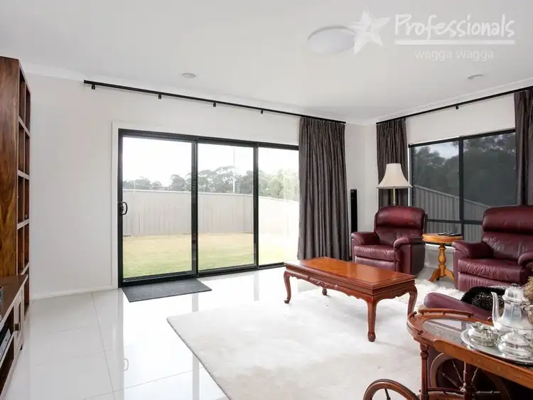 Fifth view of Homely house listing, 27 Gibson Street, Wagga Wagga NSW 2650
