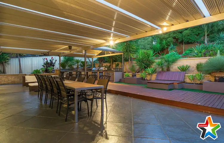 12 Meadowlark Lane, Mooroolbark VIC 3138