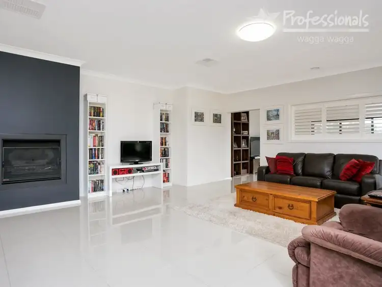 Sixth view of Homely house listing, 27 Gibson Street, Wagga Wagga NSW 2650
