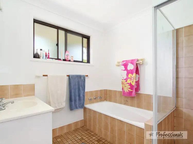 Sixth view of Homely semi-detached listing, 1 & 2/9 Napier Court, Armidale NSW 2350