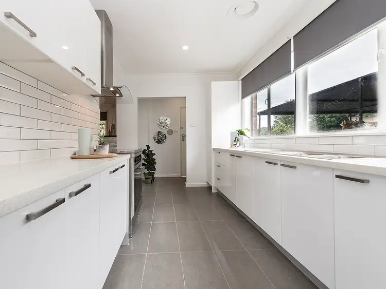 Fifth view of Homely house listing, 1/4 Manfred Avenue, St Albans VIC 3021