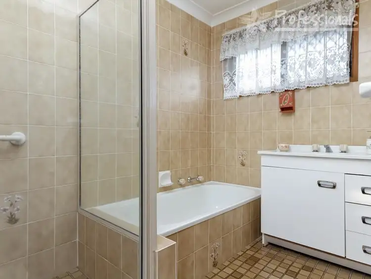 Sixth view of Homely house listing, 3 Casey Place, Mount Austin NSW 2650