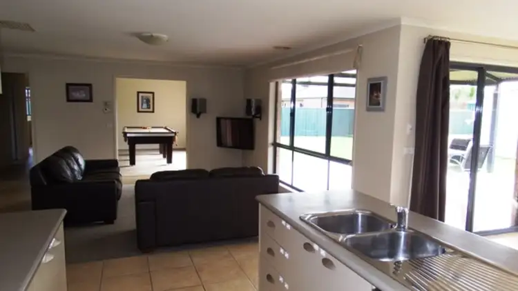Seventh view of Homely house listing, 8 Crestwood Grove, Shepparton VIC 3630