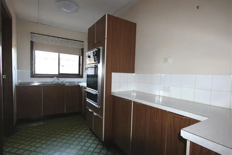 Second view of Homely unit listing, 3/7 Langdon Avenue, Wagga Wagga NSW 2650