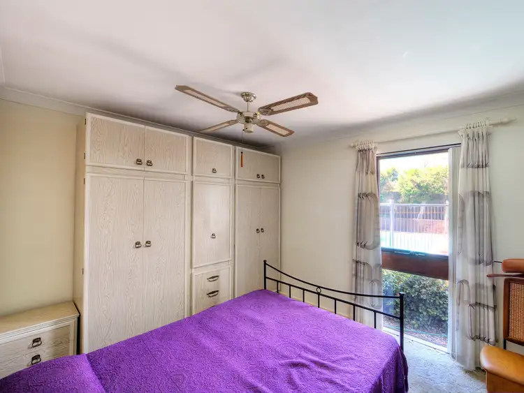 Seventh view of Homely house listing, 2 Mahonia Way, Forrestfield WA 6058