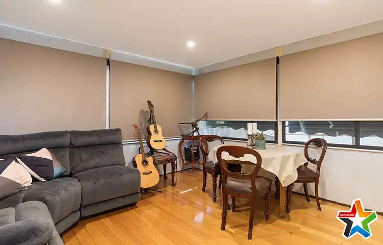 Sixth view of Homely house listing, 6 Dryden Concourse, Mooroolbark VIC 3138