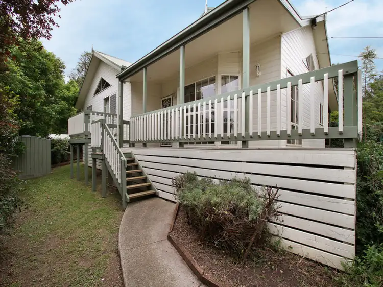 1 Shadowplay Road, Mooroolbark VIC 3138