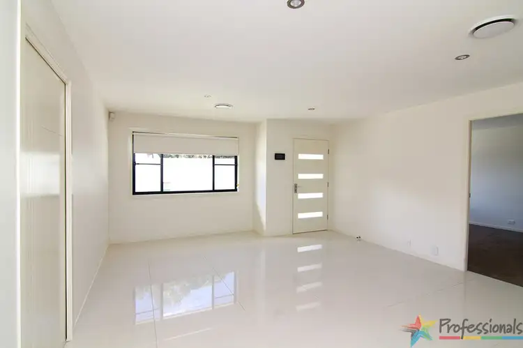 Second view of Homely unit listing, 1,2,3/10 Holloway/ 51 Dumaresq Street, Armidale NSW 2350