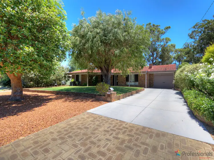 22 Woodlupine Court, Forrestfield WA 6058