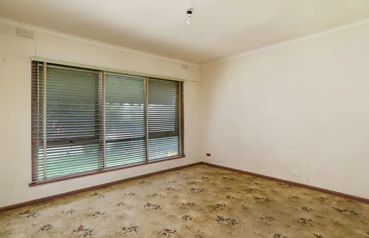 Fifth view of Homely house listing, 5 Morelle Court, Mooroolbark VIC 3138