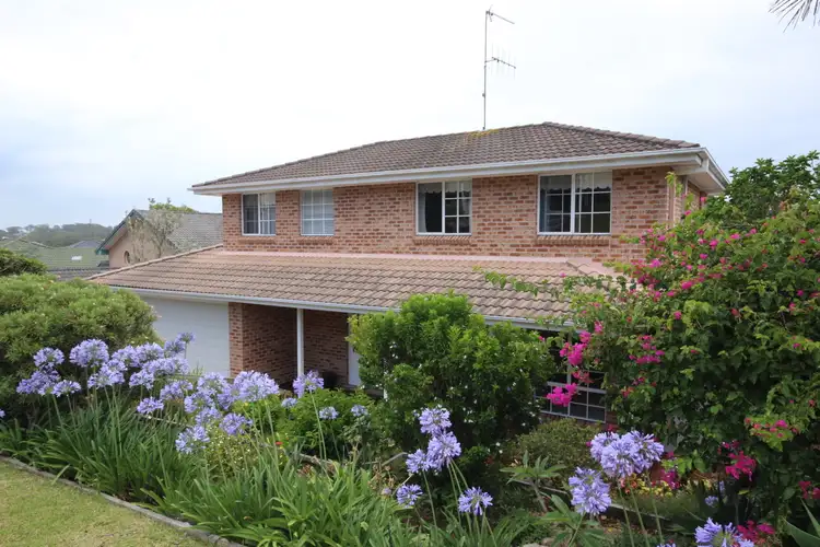 51 Karloo Street, Forster NSW 2428