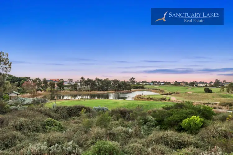 Unit 3/2 Lakeside Drive, Sanctuary Lakes VIC 3030