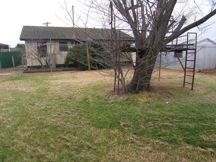 Fifth view of Homely house listing, 5 Sidney Court, Shepparton VIC 3630