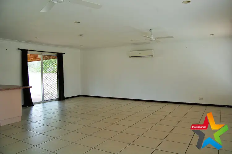 Seventh view of Homely house listing, 30 Fifth Avenue, Berrinba QLD 4117