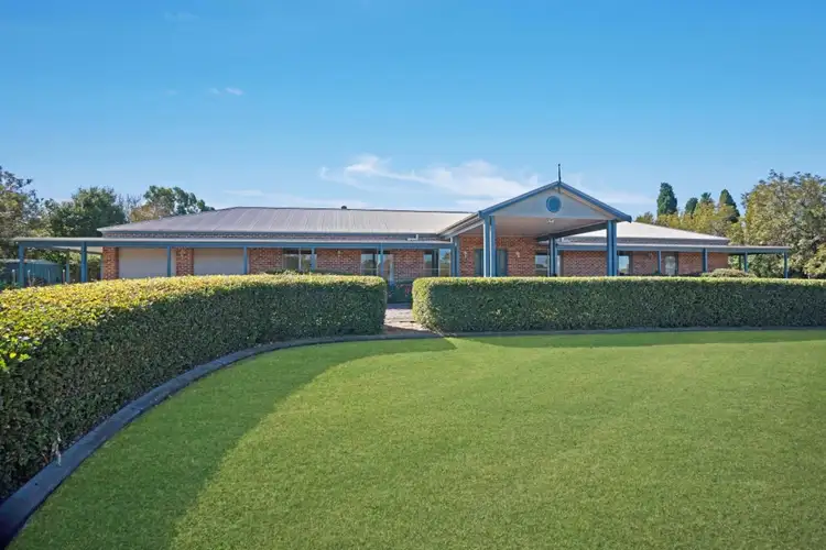 52 Hilldale Drive, Bolwarra Heights NSW 2320