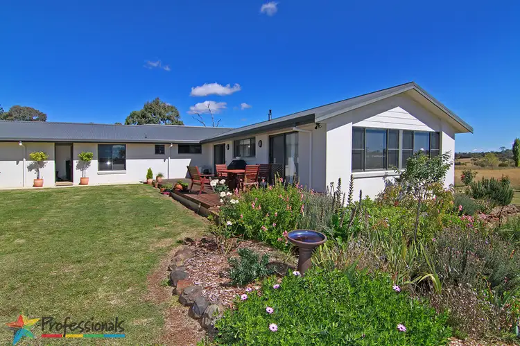 Main view of Homely house listing, 25 Translator Road, Armidale NSW 2350