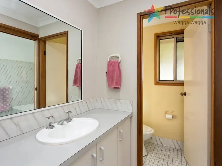 Fourth view of Homely house listing, 8 Avocet Drive, Wagga Wagga NSW 2650