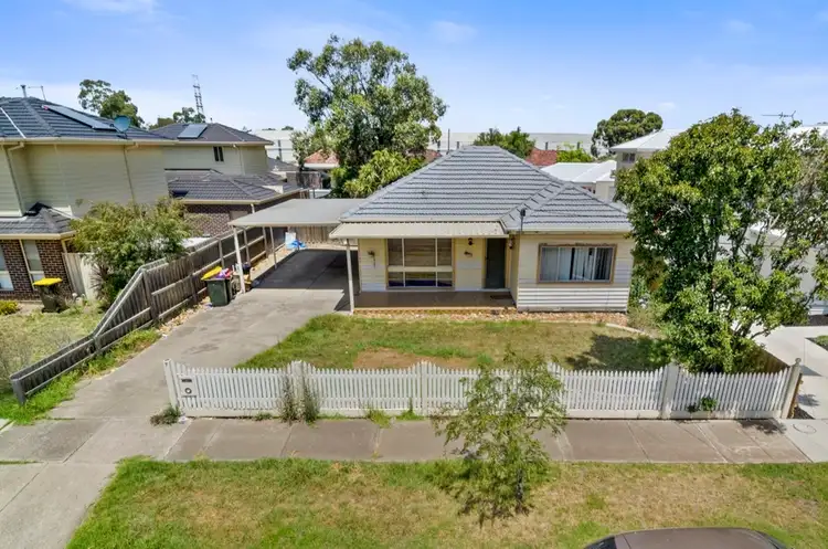 Third view of Homely house listing, 7 Almond Avenue, Brooklyn VIC 3012