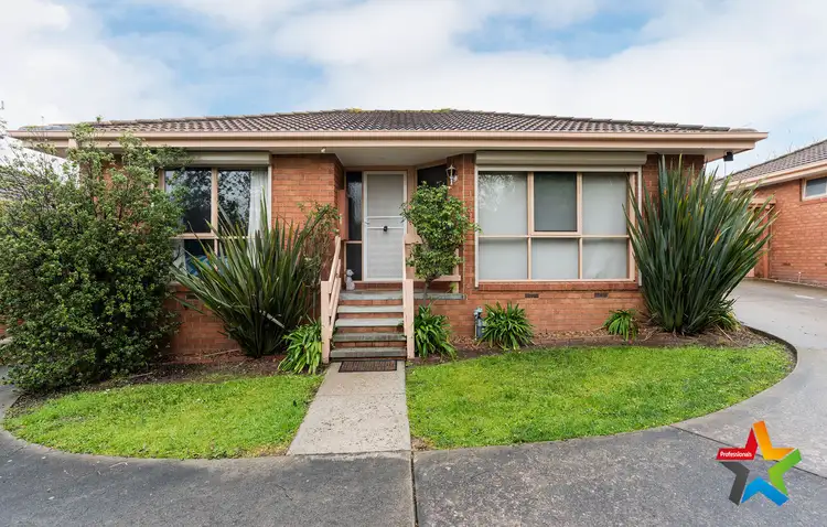 2/17 Emerald Street, Ringwood VIC 3134