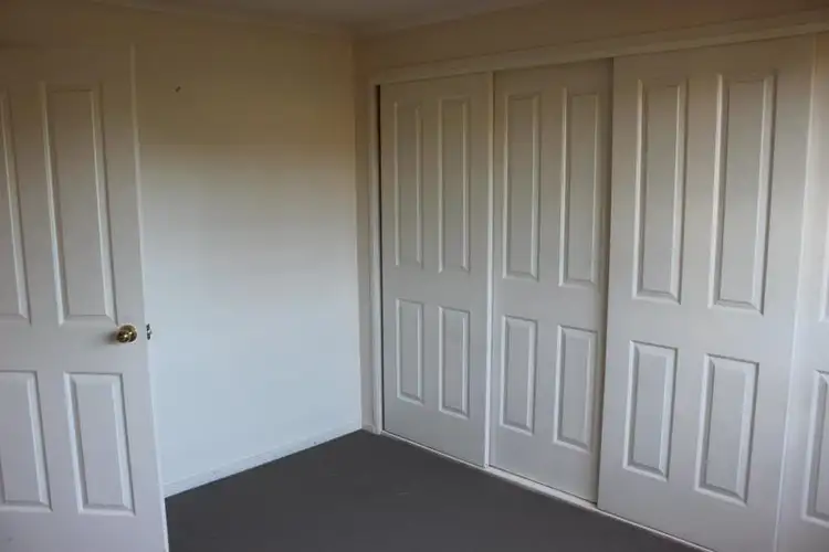 Fifth view of Homely house listing, 2 Meads Place, Wagga Wagga NSW 2650