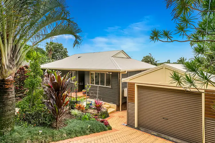 14 Yamble Drive, Ocean Shores NSW 2483