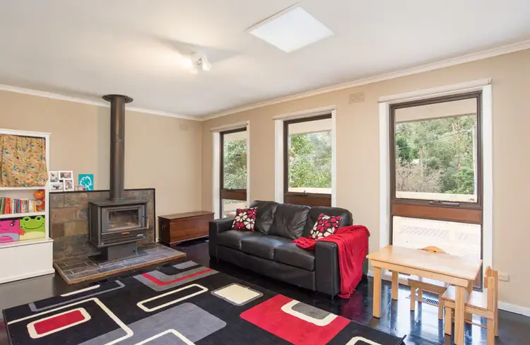 Second view of Homely house listing, 152 Quinn Crescent, Mount Evelyn VIC 3796