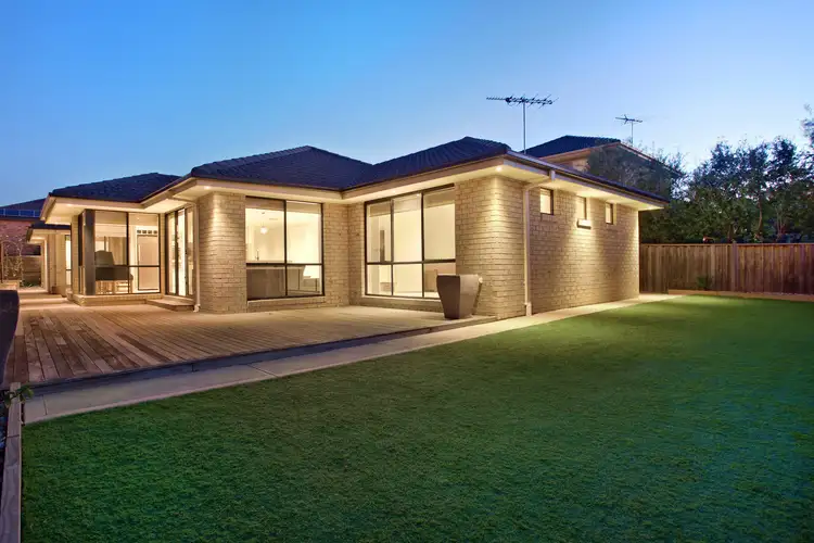 Second view of Homely house listing, 5 Manhattan Close, Sanctuary Lakes VIC 3030