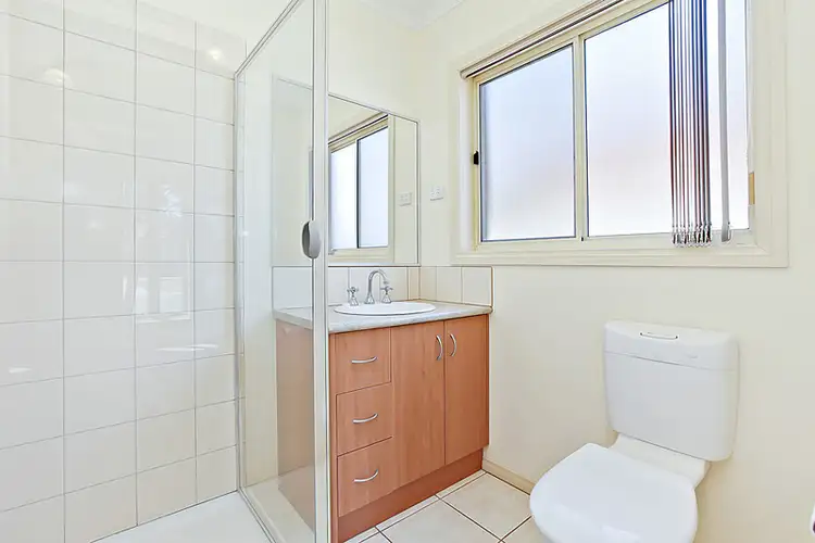 Sixth view of Homely unit listing, 2/23 Treeside Drive, Tarneit VIC 3029
