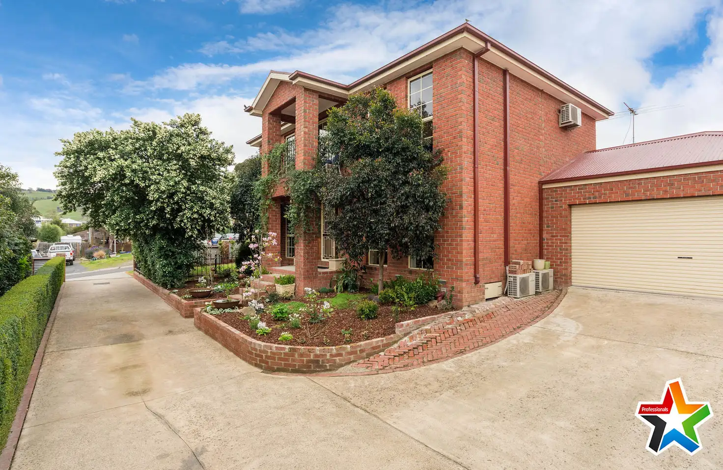Main view of Homely house listing, 6 Farrell Avenue, Yarra Glen VIC 3775