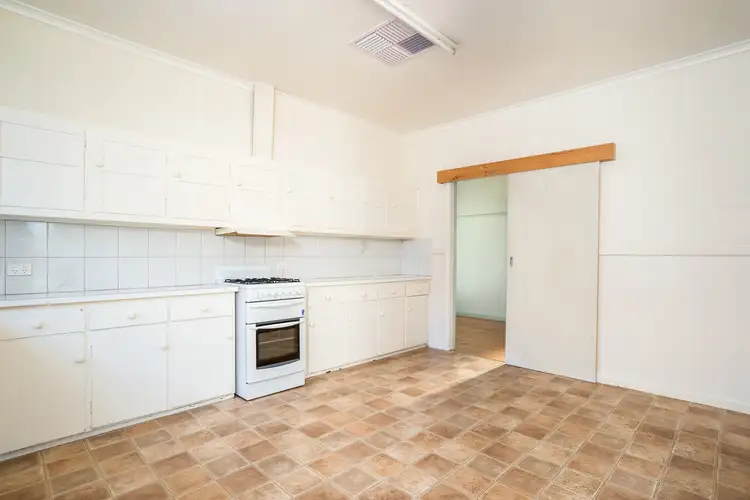 Fifth view of Homely house listing, 128 Hawthorn Grove, Mildura VIC 3500