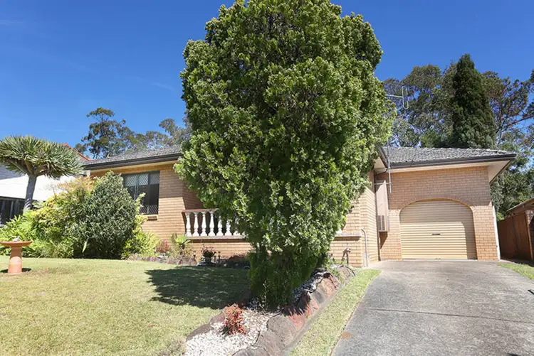 4 Brigalow Avenue, Casula NSW 2170