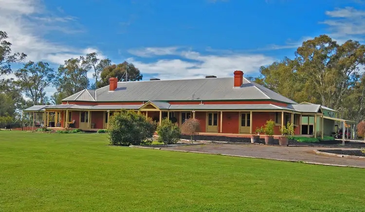 695 Doyles Road, Kialla VIC 3631
