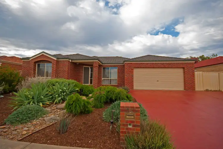 34 Menzies Crescent, Shepparton VIC 3630