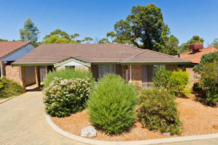 2/21 Cambridge Road, Forrestfield WA 6058