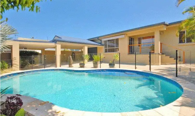 17 Edward Street, Labrador QLD 4215