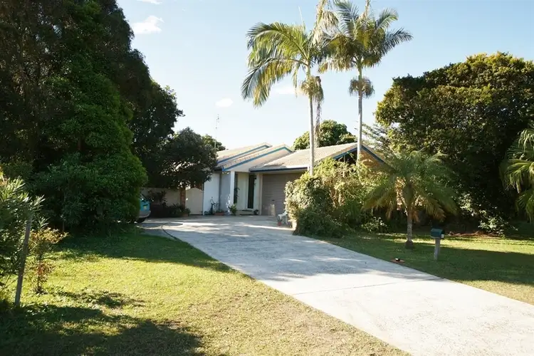 41 Orana Road, Ocean Shores NSW 2483